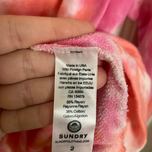 Sundry Sweatshirt Crew Neck Pullover in Pink Apricot Tie Dye Size Medium NWT - Picture 5 of 5